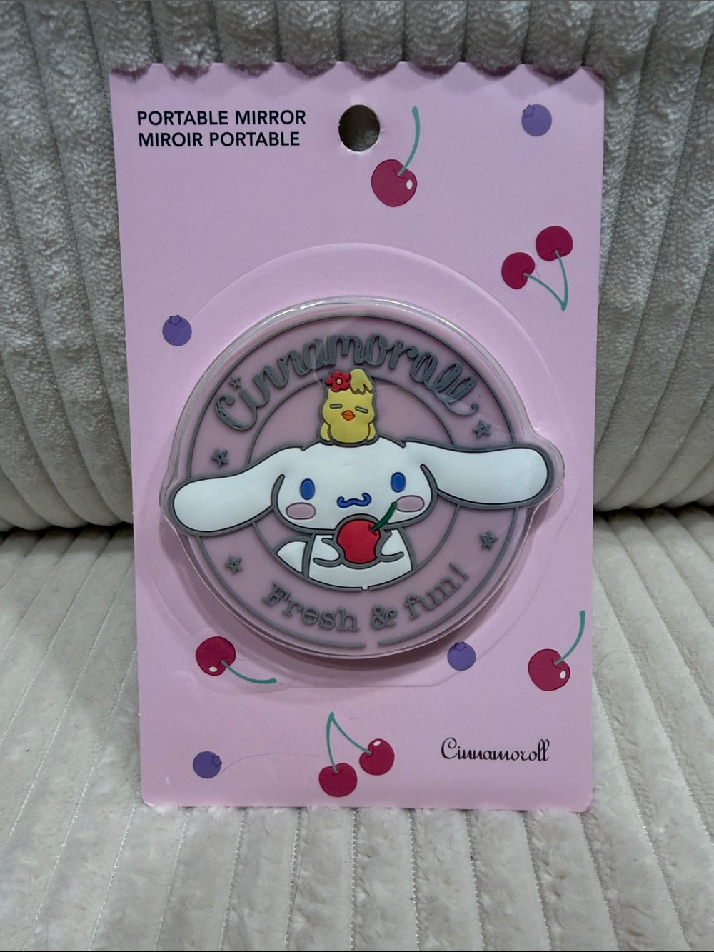 Cinnamoroll Portable Mirror. 3” in diameter. Sanrio x Miniso Collaboration. New.